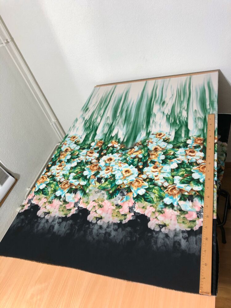 7EE6B368-BD69-4B66-85EB-B251EBF5205F