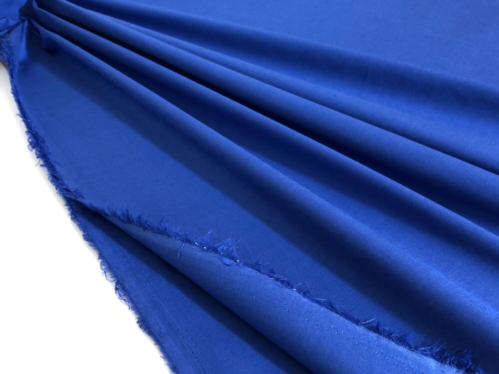 E7894A72-CFDD-4A67-8076-76744785BAE1