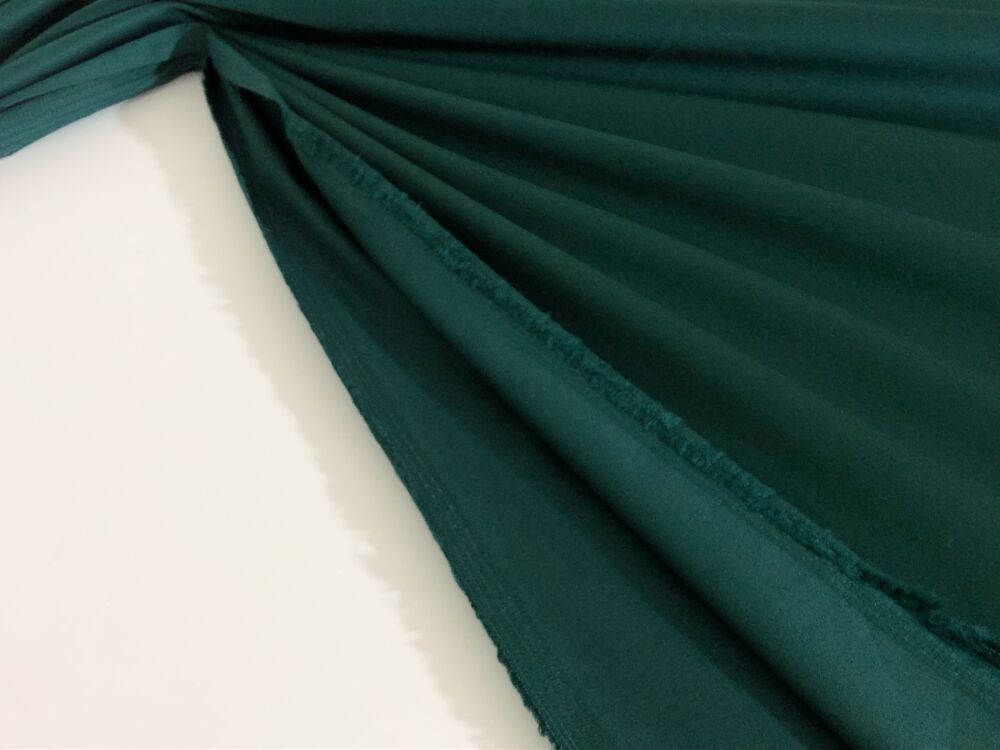 0060FF8A-7191-475C-A940-CCBA63AEBACA