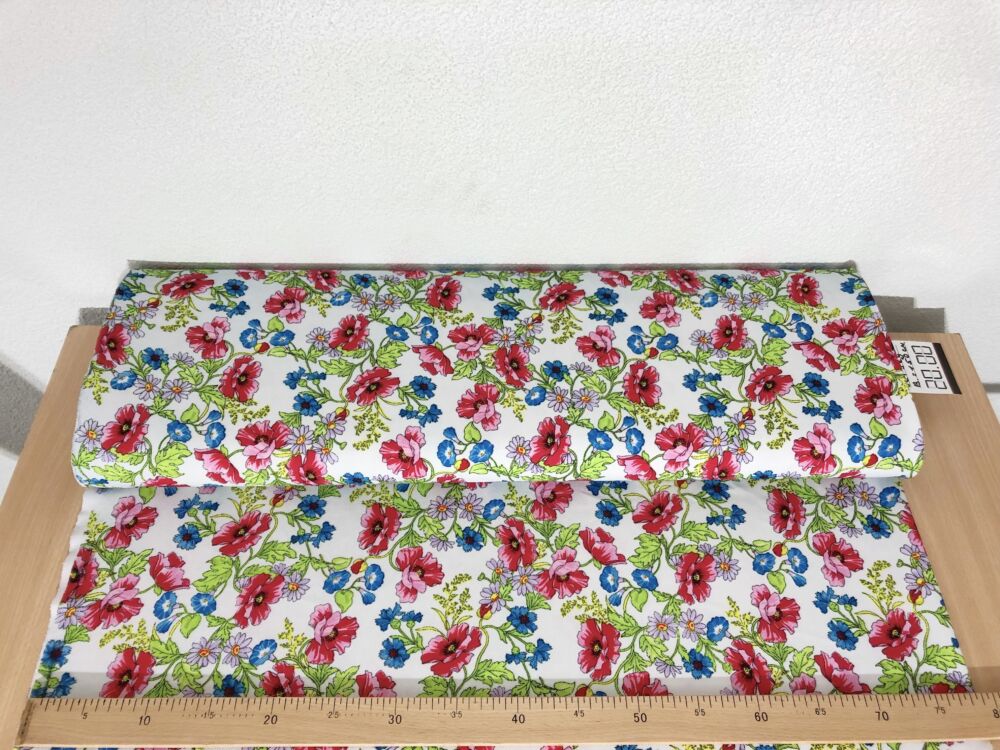 86EB7DBE-8B3F-4C63-883A-D1C2EBF1E3BF