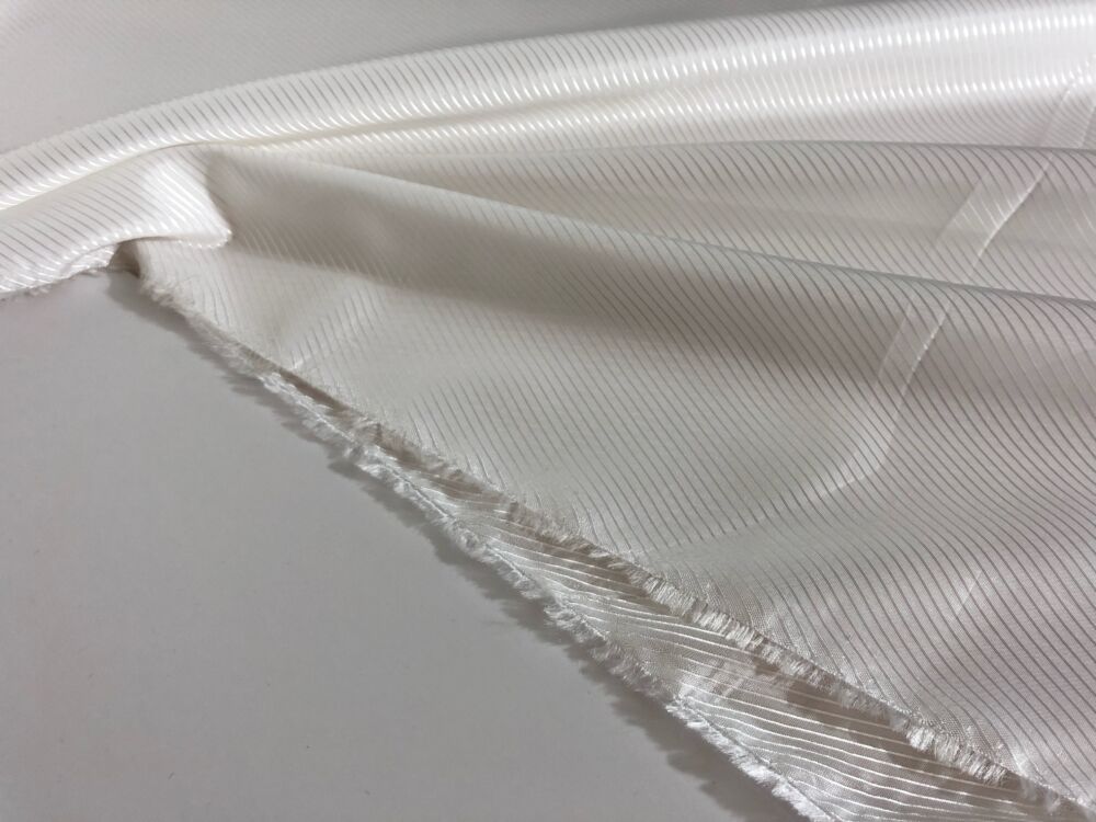 92507BBC-9B9F-464B-B09D-0CCDEEEB6E6F