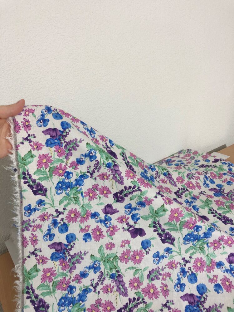 C7D3C6B1-A947-41A9-8565-246850658C62