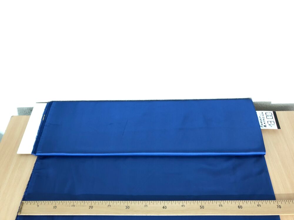 CFAD6E3E-62CB-4321-853A-1742F1FC545A CFAD6E3E-62CB-4321-853A-1742F1FC545A