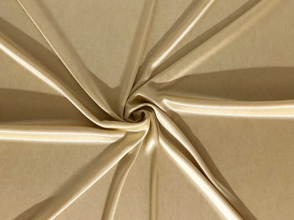 4D159D62-6D0A-4E0F-AE9A-42D3C20D27BE