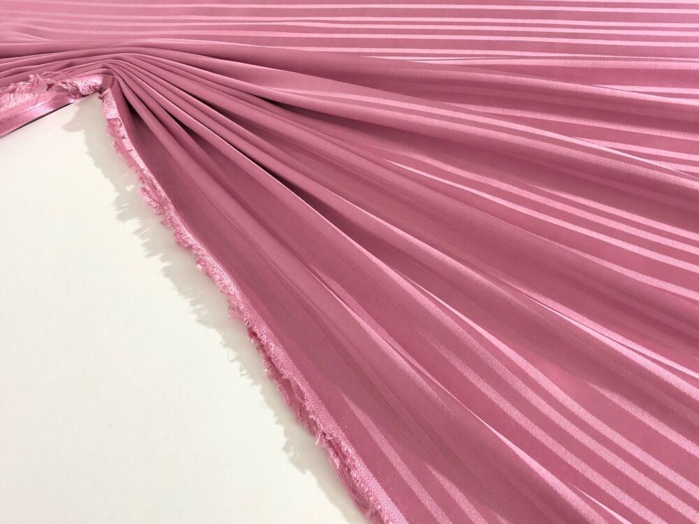 5A04B81B-6C6C-4AA4-820D-0650227B8768