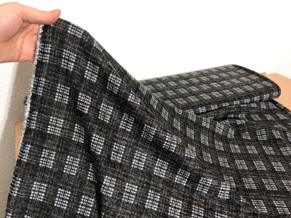 2BA9BB58-715C-4899-8ADC-0E13E627294C 2BA9BB58-715C-4899-8ADC-0E13E627294C