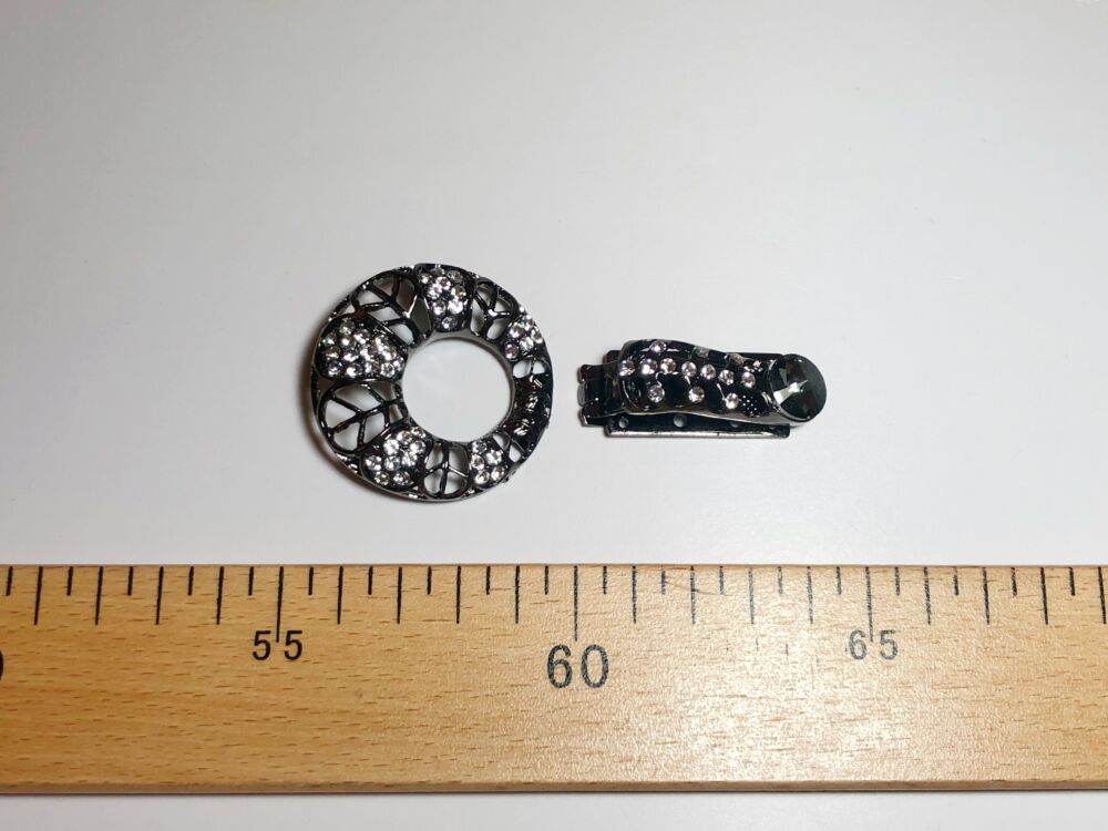 7F673E05-1B8A-441E-9A1C-6ECAB49140DD