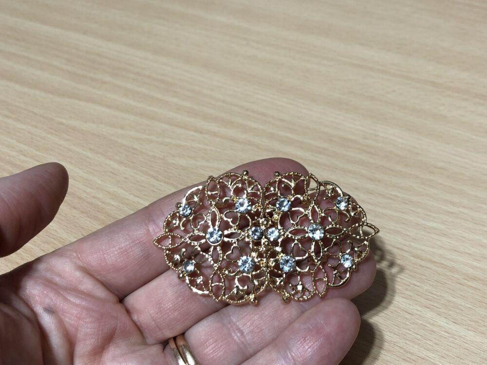 37A854C9-9438-4EBB-818A-962E8FA15197