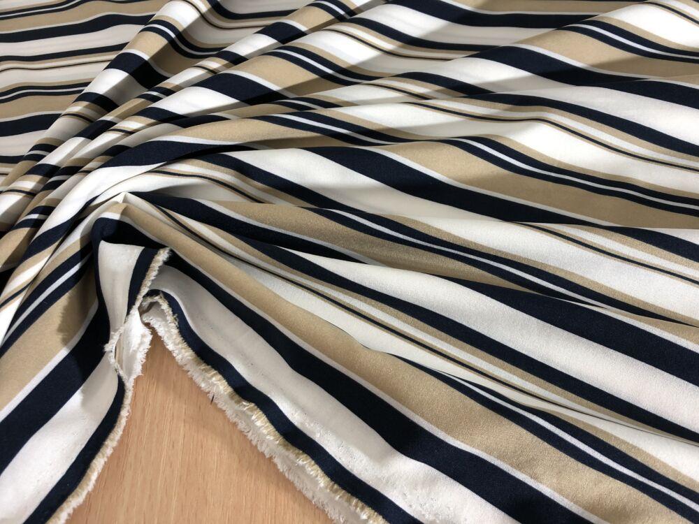 EC2A27A8-9B09-4AA2-8459-E146C6F3CD0B EC2A27A8-9B09-4AA2-8459-E146C6F3CD0B